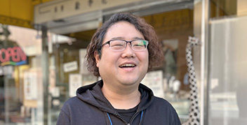 プロダクト開発本部　富岡 大裕